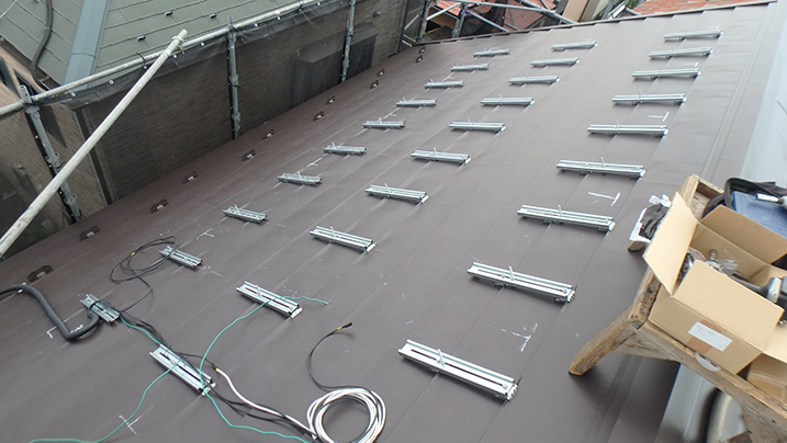 太陽光パネルの脱着工事