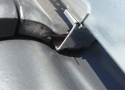 差し込み瓦工法