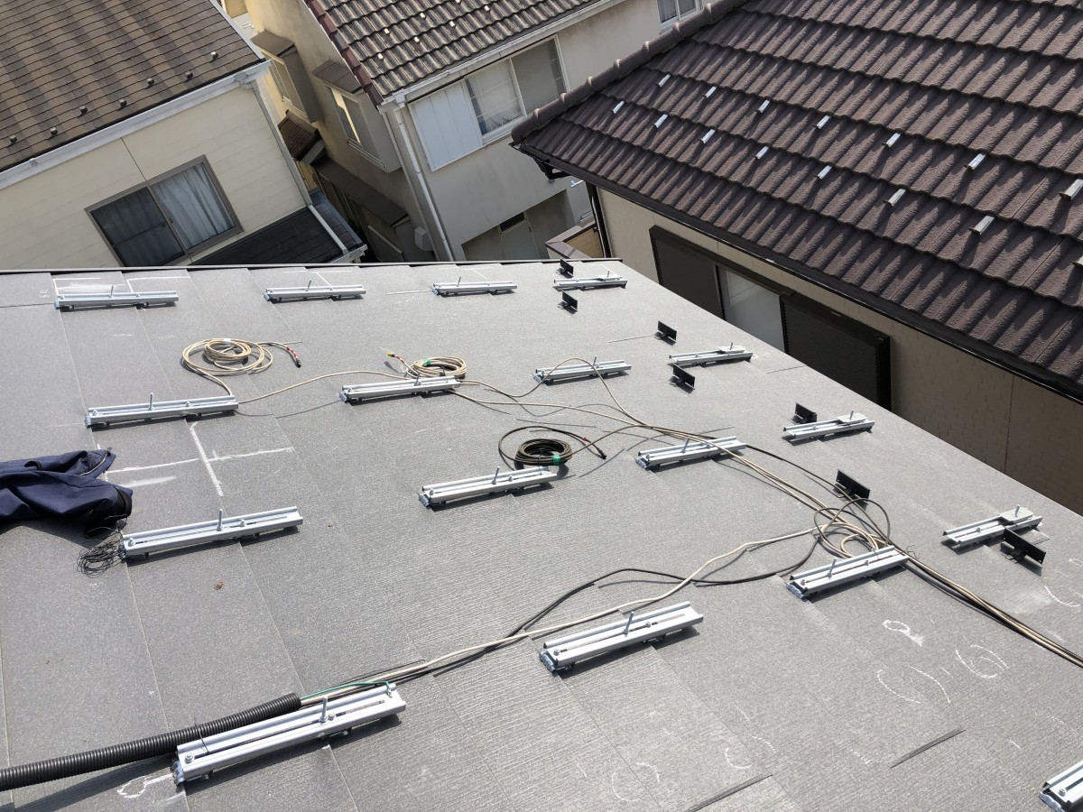 太陽光パネル　脱着工事