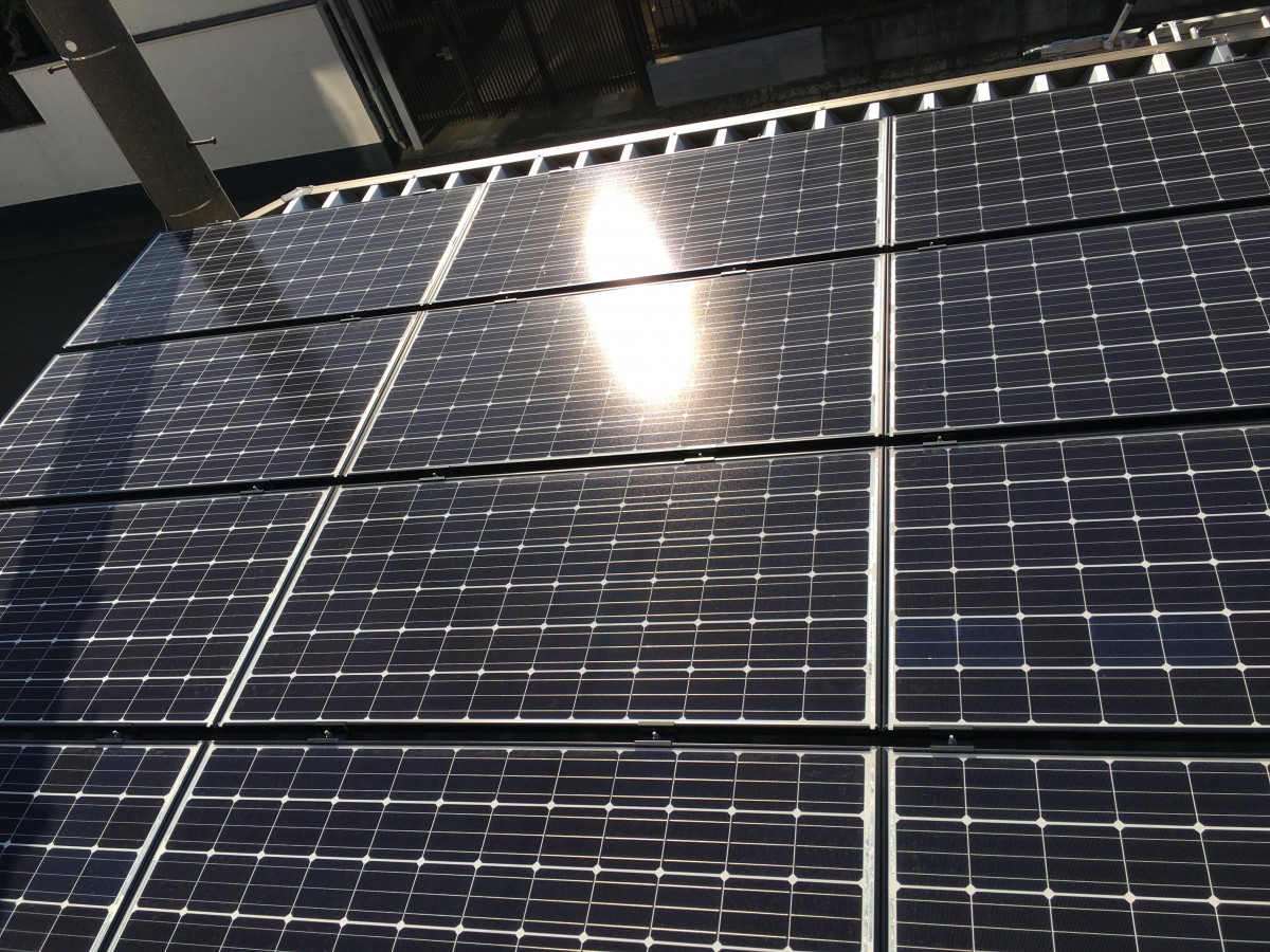 市川市　太陽光発電システム付きカーポート+蓄電池