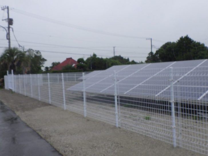 茂原市　M様邸　カナディアンソーラー野立て