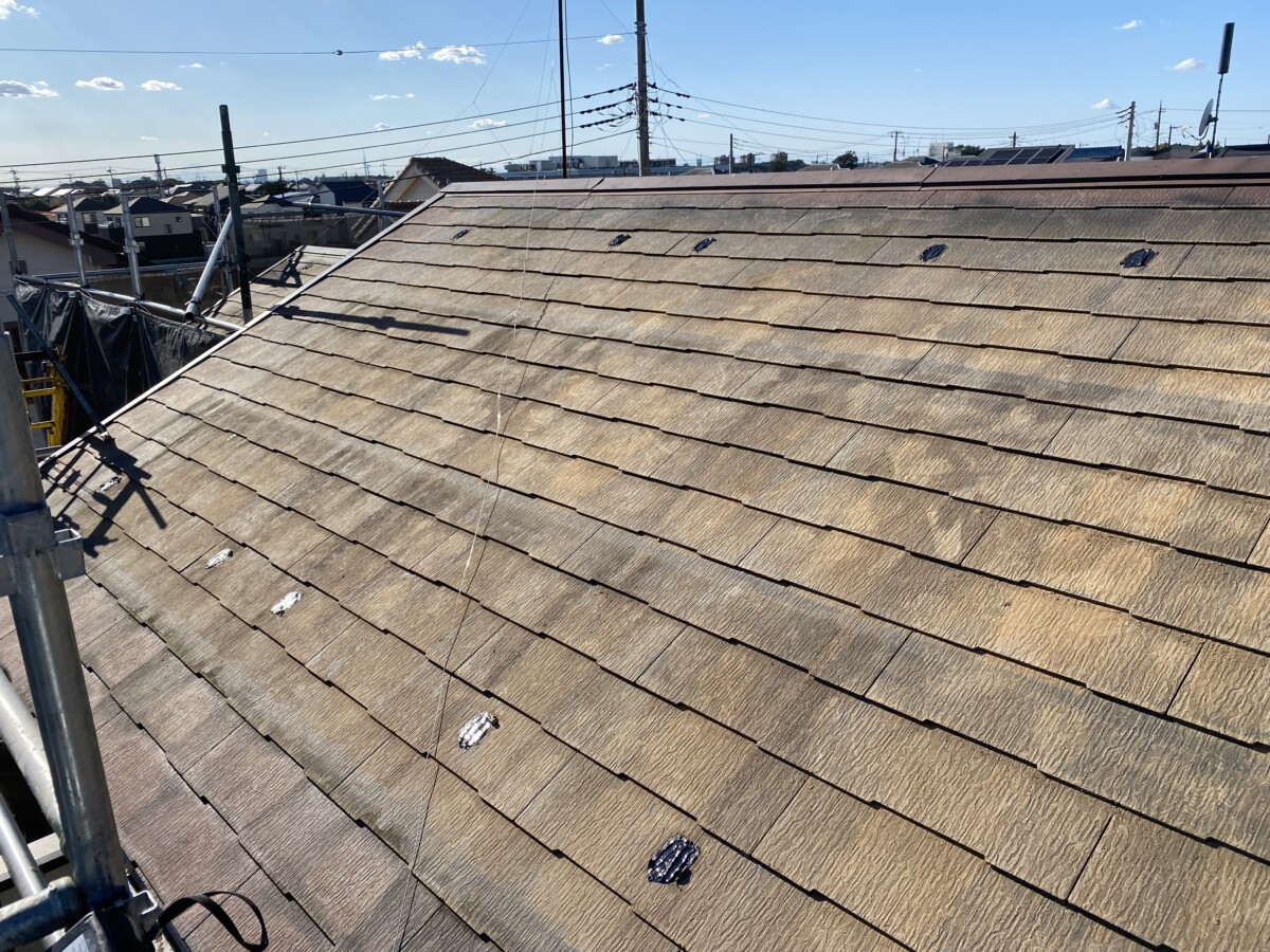 茨城県守谷市　屋根カバーに伴う太陽光パネル取り外し・再設置工事