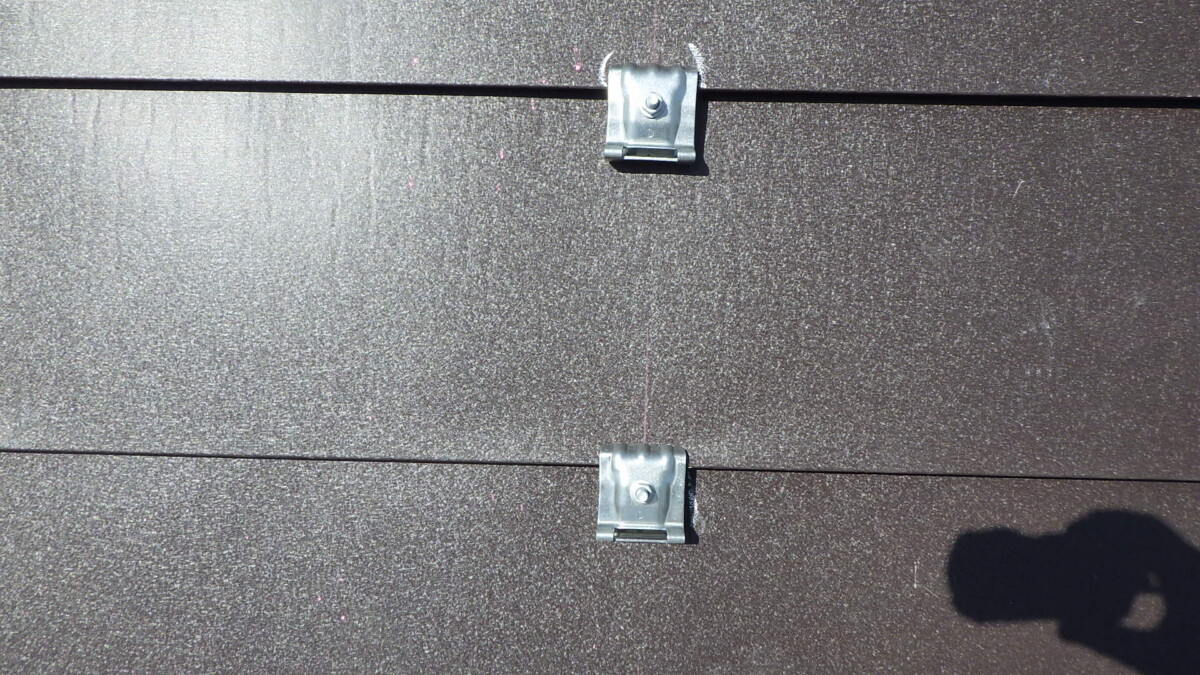 千葉県船橋市　屋根カバー工事に伴う太陽光パネル脱着工事